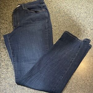 Levi Strauss Classic Straight size 8 Dark Blue Denim Jeans NWOT 5 pockets